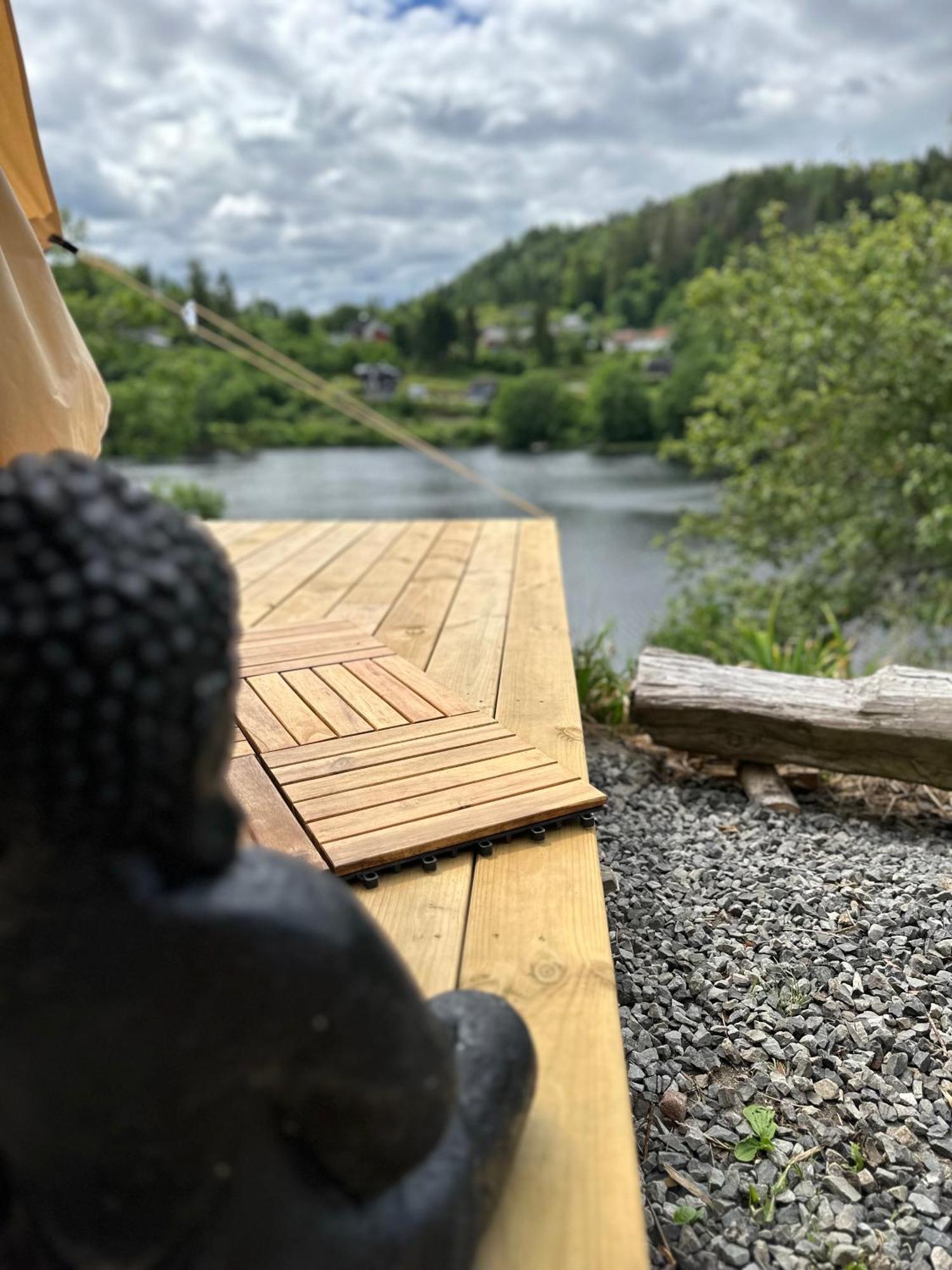 Glamping On Idyllic Lake, Paddle Boards & Rowboat Porsgrunn Exteriér fotografie